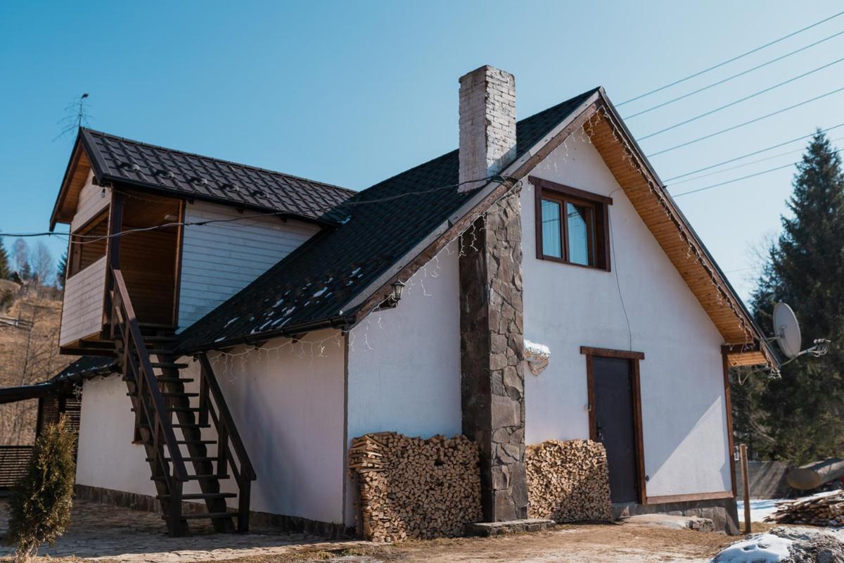 Відпочинковий Комплекс "Alpha Plus" Yablunytsya Εξωτερικό φωτογραφία